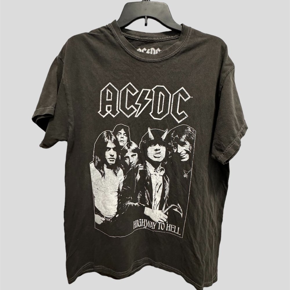ACDC Highway to Hell size 1X graphic tee